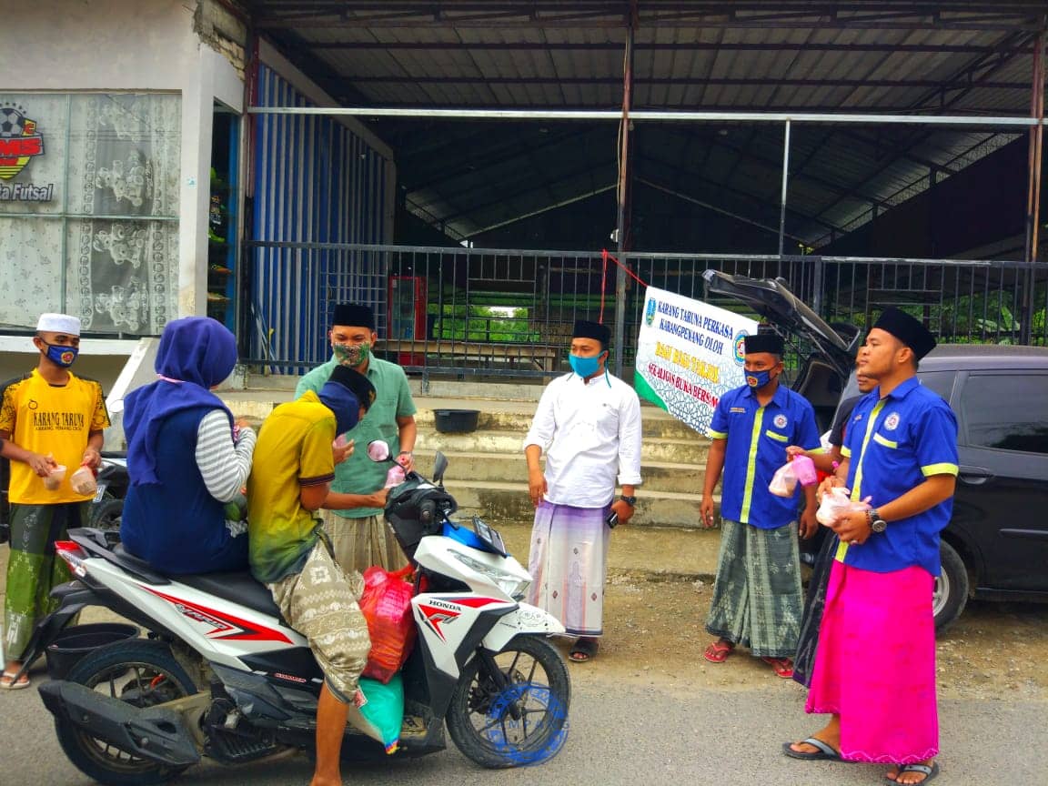 Akhir Ramadhan, KATAR Perkasa Bagi-bagi Takjil