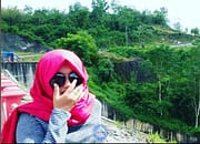 Wisatawan Saat foto di waduk nipah /Foto instagram ucha_fausah