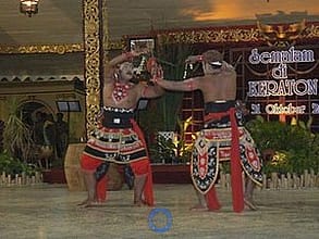 Tari Silat Sudukan Dhuwung, seni perang kuno Madura