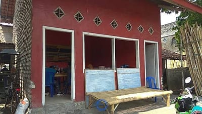 Warung Sate Bu Tari: Kelezatan Sate Kambing Dekat Pasar Margalela Sampang